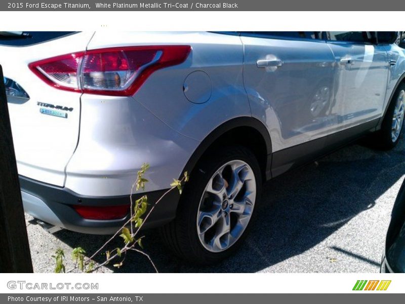 White Platinum Metallic Tri-Coat / Charcoal Black 2015 Ford Escape Titanium