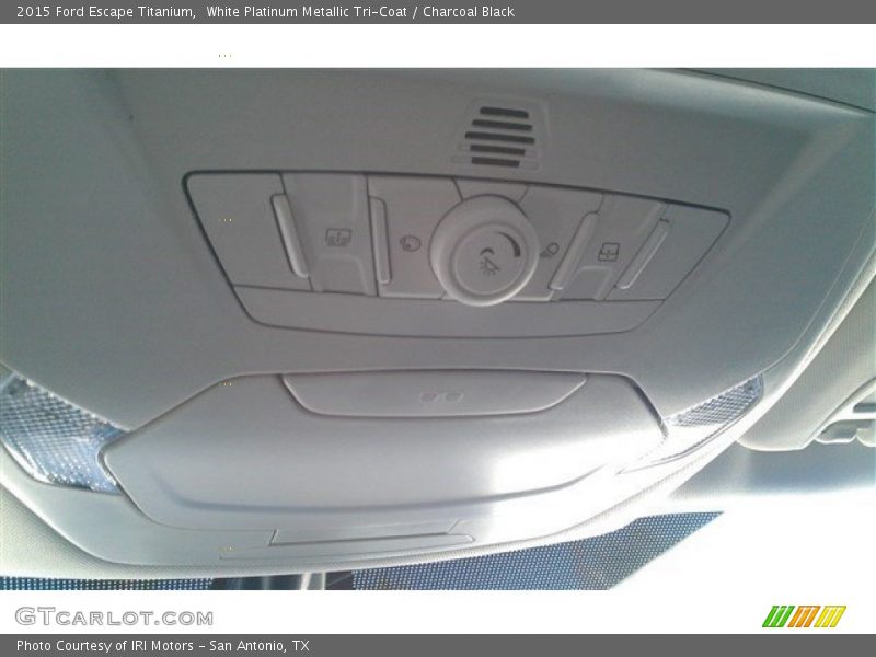 White Platinum Metallic Tri-Coat / Charcoal Black 2015 Ford Escape Titanium