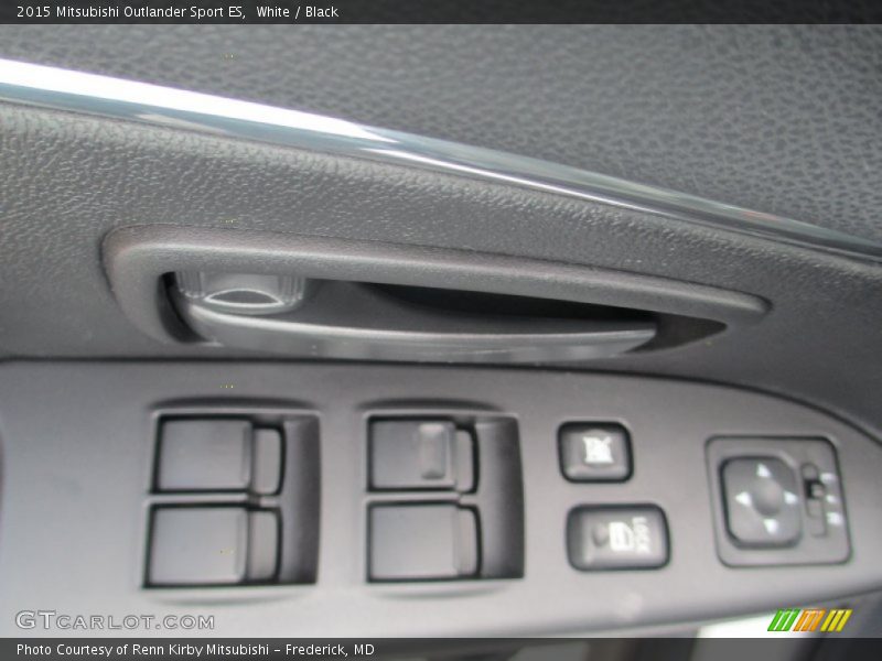 White / Black 2015 Mitsubishi Outlander Sport ES