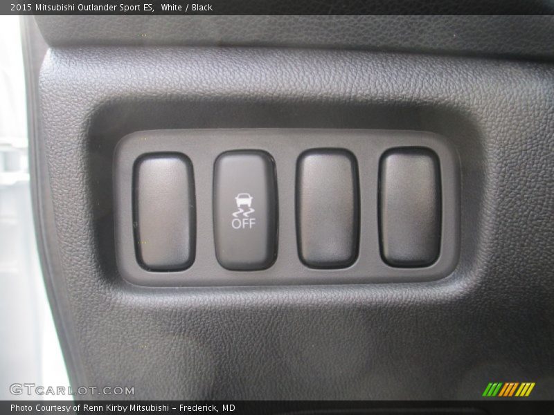 White / Black 2015 Mitsubishi Outlander Sport ES