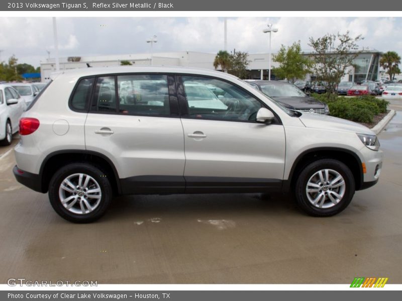 Reflex Silver Metallic / Black 2013 Volkswagen Tiguan S