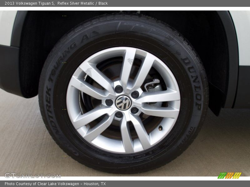 Reflex Silver Metallic / Black 2013 Volkswagen Tiguan S