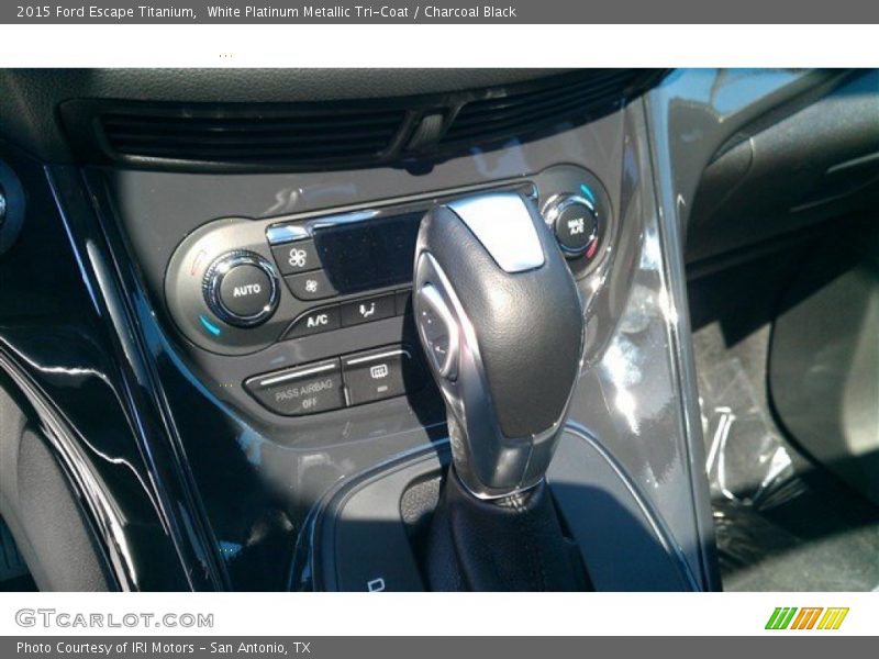 White Platinum Metallic Tri-Coat / Charcoal Black 2015 Ford Escape Titanium