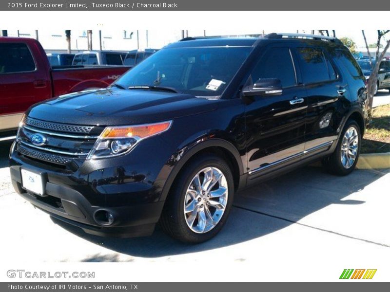 Tuxedo Black / Charcoal Black 2015 Ford Explorer Limited
