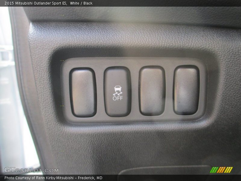 White / Black 2015 Mitsubishi Outlander Sport ES