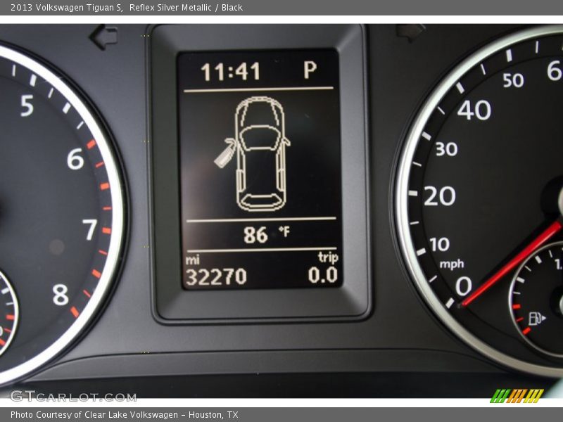 Reflex Silver Metallic / Black 2013 Volkswagen Tiguan S