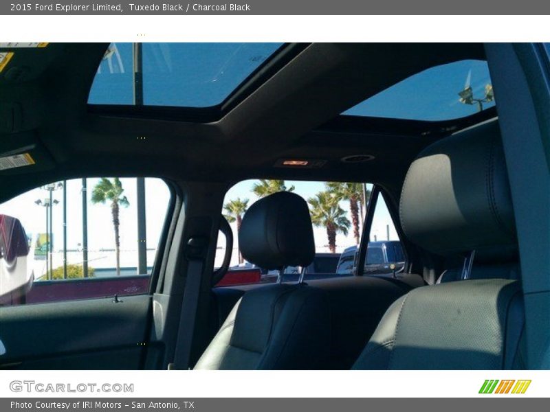 Tuxedo Black / Charcoal Black 2015 Ford Explorer Limited