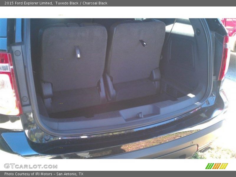 Tuxedo Black / Charcoal Black 2015 Ford Explorer Limited