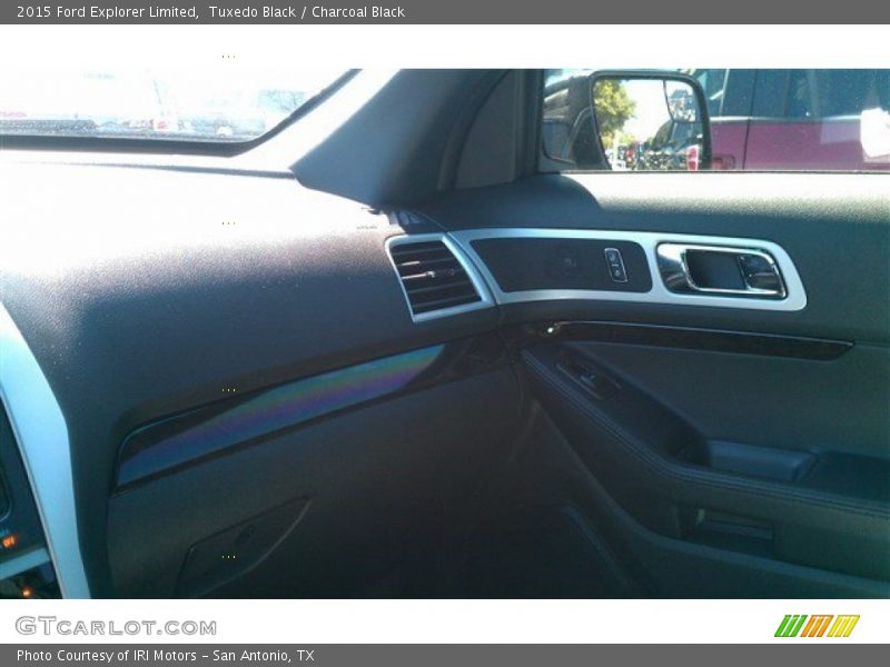 Tuxedo Black / Charcoal Black 2015 Ford Explorer Limited