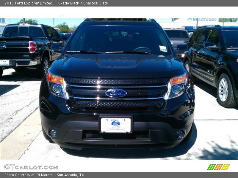 Tuxedo Black / Charcoal Black 2015 Ford Explorer Limited