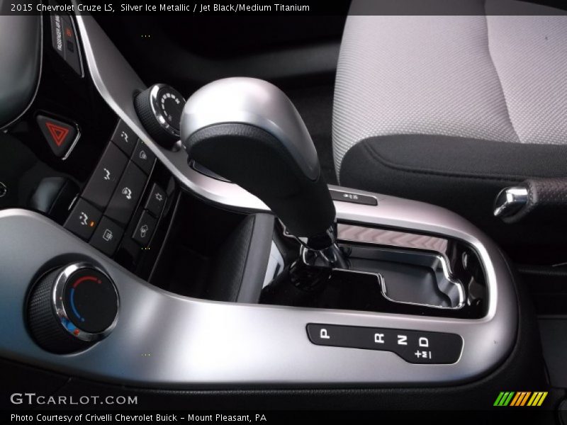 Silver Ice Metallic / Jet Black/Medium Titanium 2015 Chevrolet Cruze LS