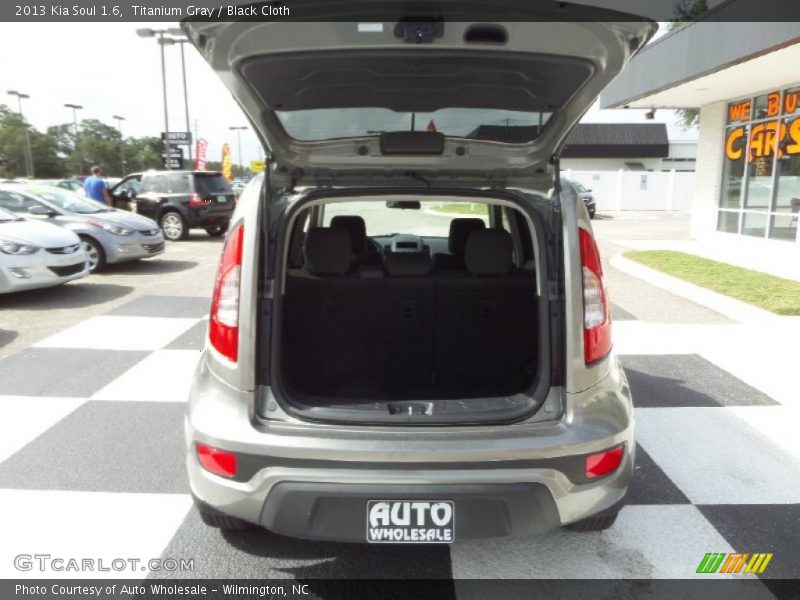 Titanium Gray / Black Cloth 2013 Kia Soul 1.6