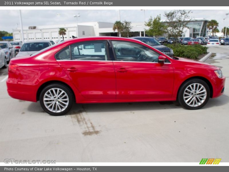 Tornado Red / Cornsilk Beige 2011 Volkswagen Jetta SEL Sedan