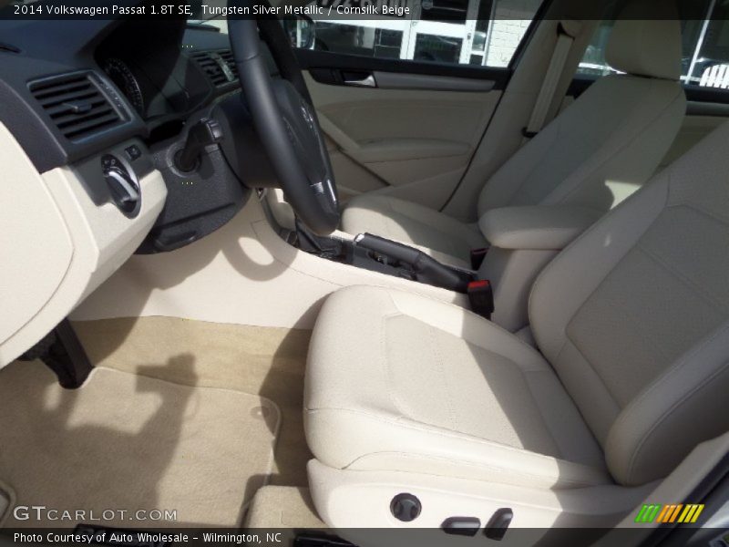 Front Seat of 2014 Passat 1.8T SE