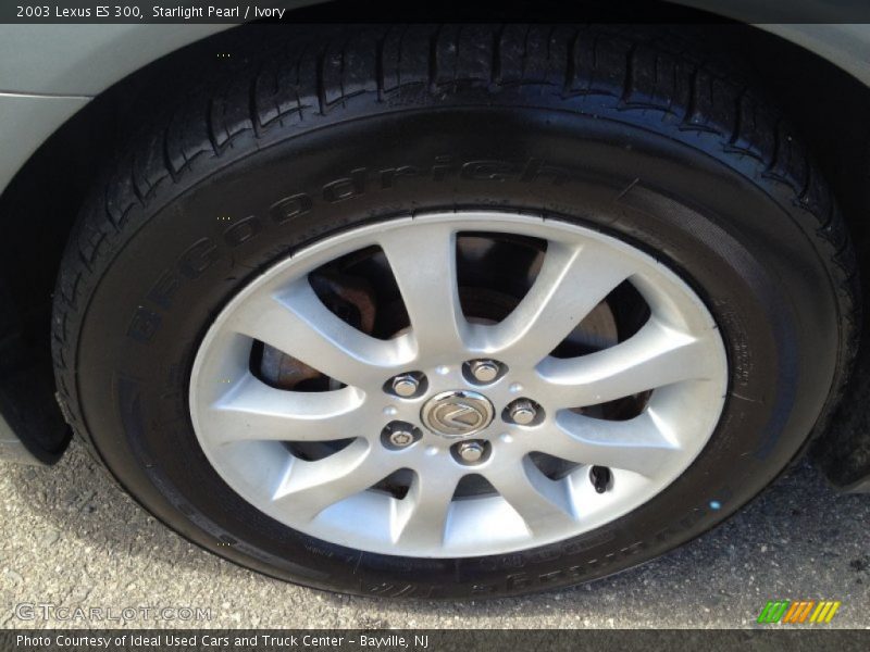 Starlight Pearl / Ivory 2003 Lexus ES 300
