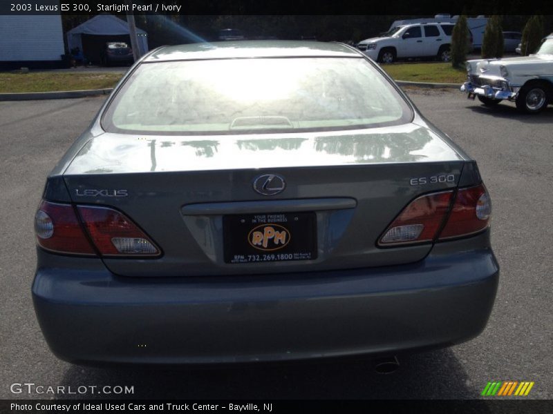 Starlight Pearl / Ivory 2003 Lexus ES 300