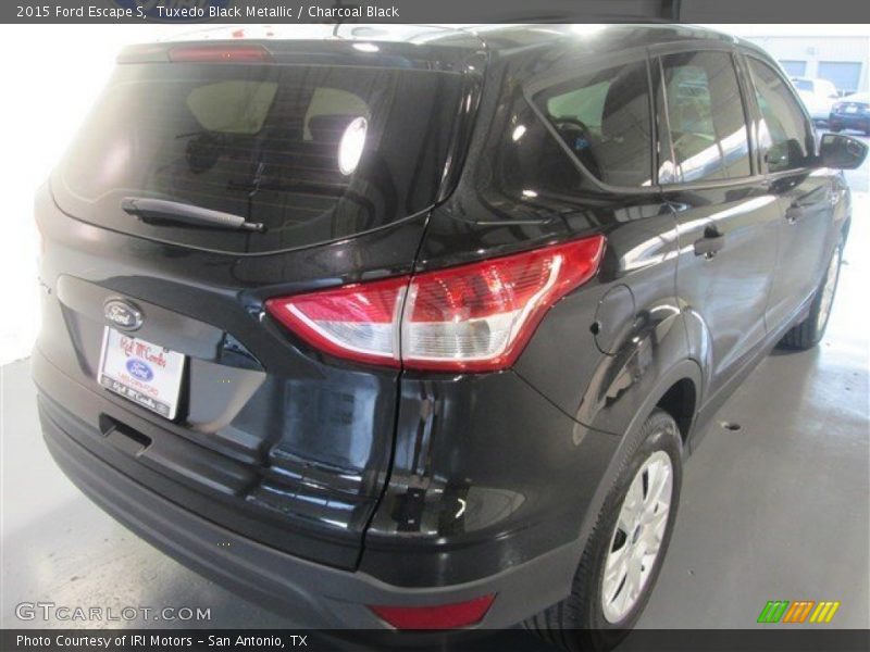 Tuxedo Black Metallic / Charcoal Black 2015 Ford Escape S