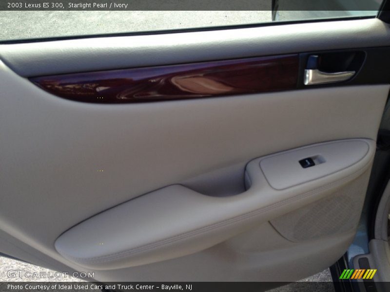 Starlight Pearl / Ivory 2003 Lexus ES 300
