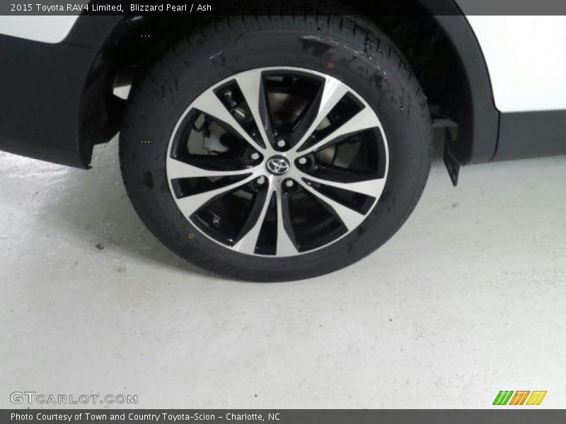  2015 RAV4 Limited Wheel