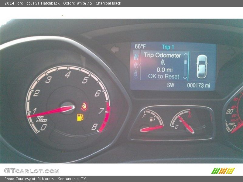 Oxford White / ST Charcoal Black 2014 Ford Focus ST Hatchback