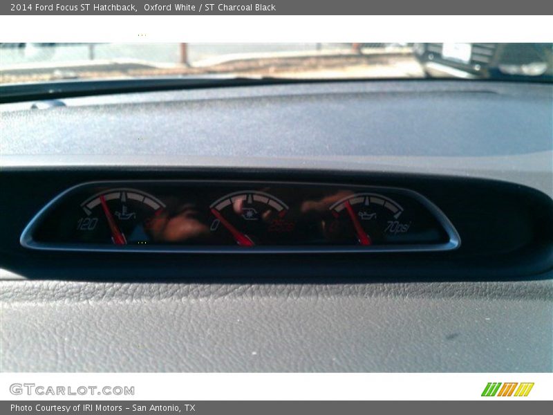 Oxford White / ST Charcoal Black 2014 Ford Focus ST Hatchback