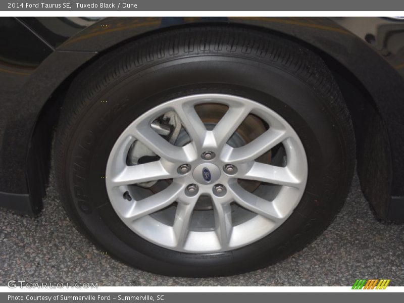 Tuxedo Black / Dune 2014 Ford Taurus SE