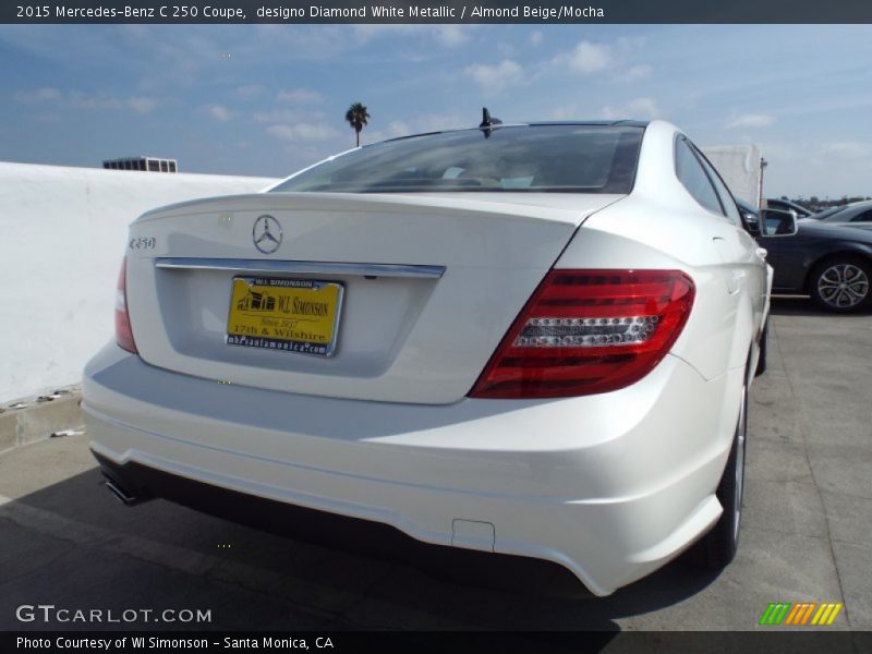 designo Diamond White Metallic / Almond Beige/Mocha 2015 Mercedes-Benz C 250 Coupe