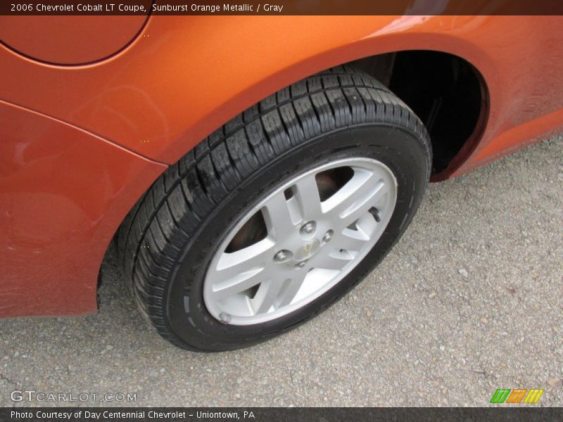 Sunburst Orange Metallic / Gray 2006 Chevrolet Cobalt LT Coupe