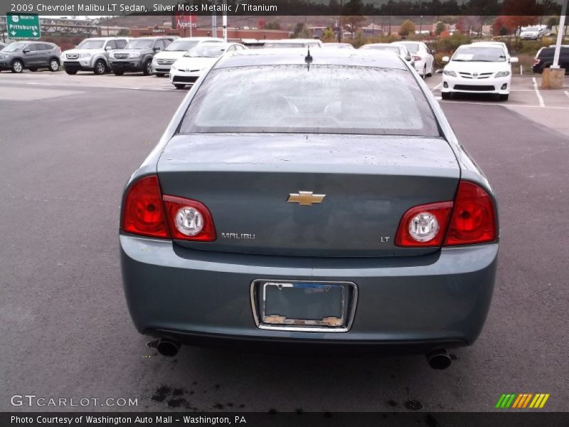Silver Moss Metallic / Titanium 2009 Chevrolet Malibu LT Sedan
