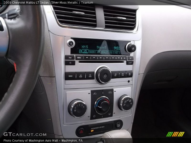 Silver Moss Metallic / Titanium 2009 Chevrolet Malibu LT Sedan