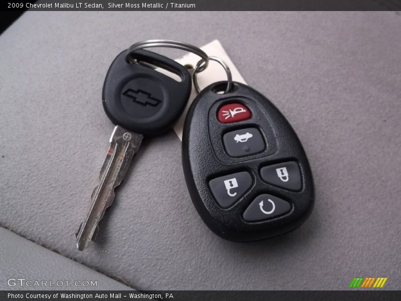 Silver Moss Metallic / Titanium 2009 Chevrolet Malibu LT Sedan