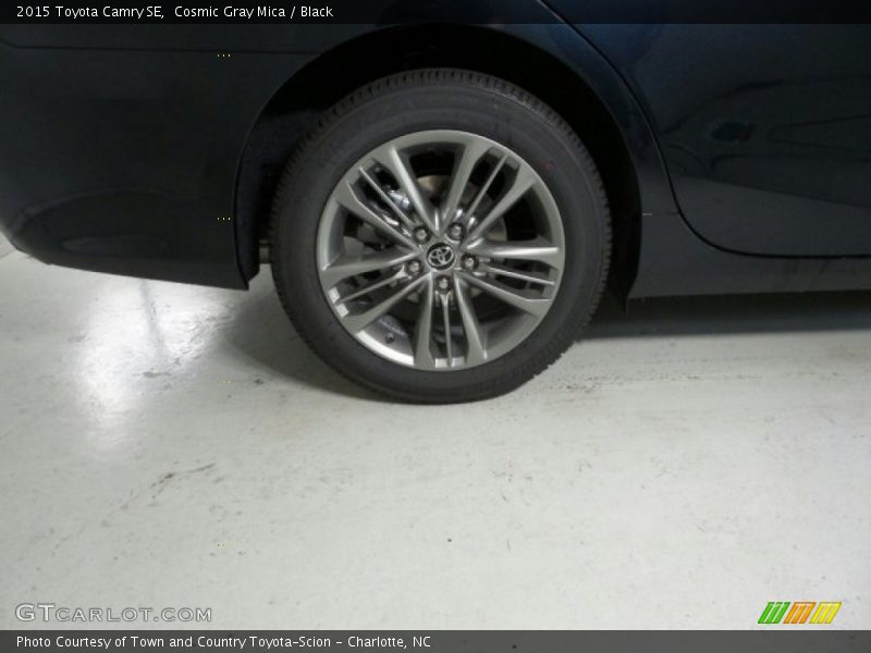 Cosmic Gray Mica / Black 2015 Toyota Camry SE