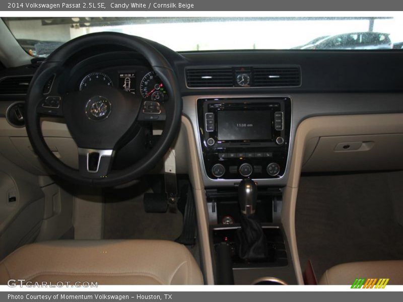 Candy White / Cornsilk Beige 2014 Volkswagen Passat 2.5L SE