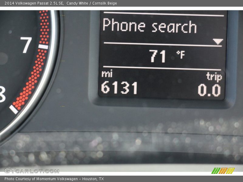 Candy White / Cornsilk Beige 2014 Volkswagen Passat 2.5L SE