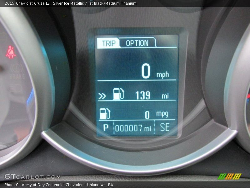 Silver Ice Metallic / Jet Black/Medium Titanium 2015 Chevrolet Cruze LS