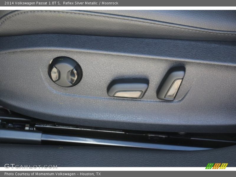 Reflex Silver Metallic / Moonrock 2014 Volkswagen Passat 1.8T S