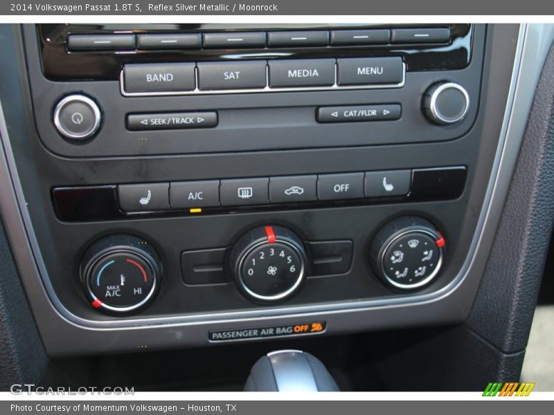 Reflex Silver Metallic / Moonrock 2014 Volkswagen Passat 1.8T S