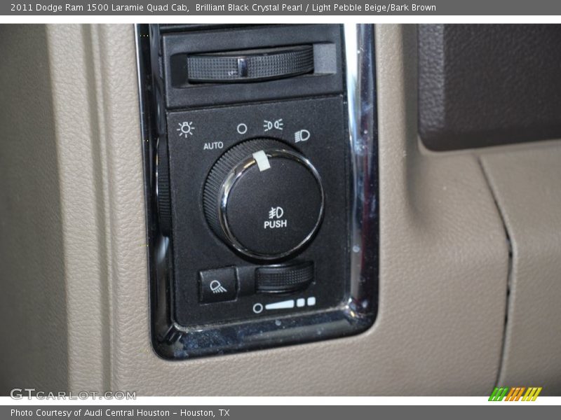 Brilliant Black Crystal Pearl / Light Pebble Beige/Bark Brown 2011 Dodge Ram 1500 Laramie Quad Cab