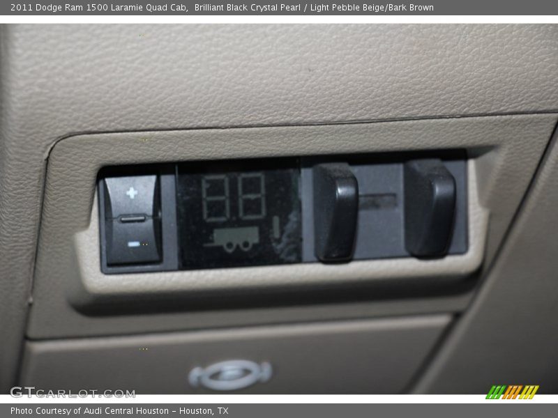Brilliant Black Crystal Pearl / Light Pebble Beige/Bark Brown 2011 Dodge Ram 1500 Laramie Quad Cab