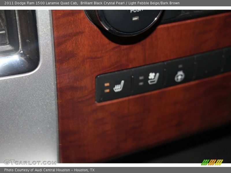 Brilliant Black Crystal Pearl / Light Pebble Beige/Bark Brown 2011 Dodge Ram 1500 Laramie Quad Cab