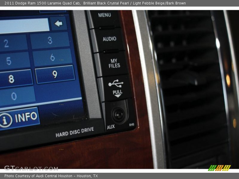 Brilliant Black Crystal Pearl / Light Pebble Beige/Bark Brown 2011 Dodge Ram 1500 Laramie Quad Cab