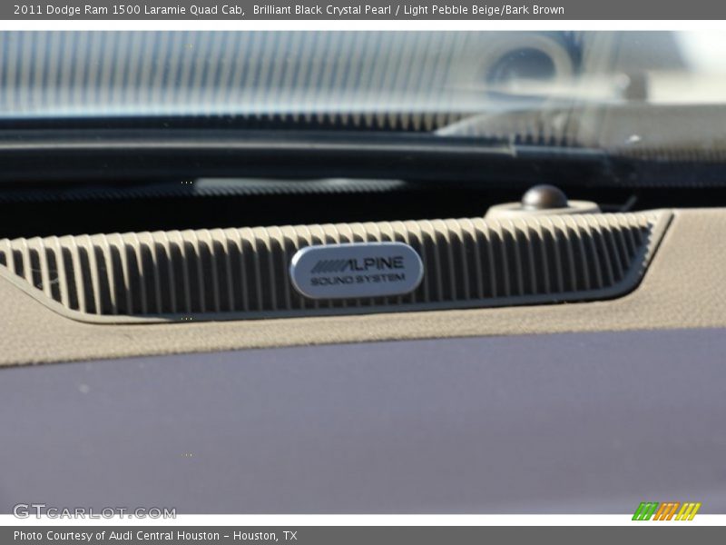 Brilliant Black Crystal Pearl / Light Pebble Beige/Bark Brown 2011 Dodge Ram 1500 Laramie Quad Cab