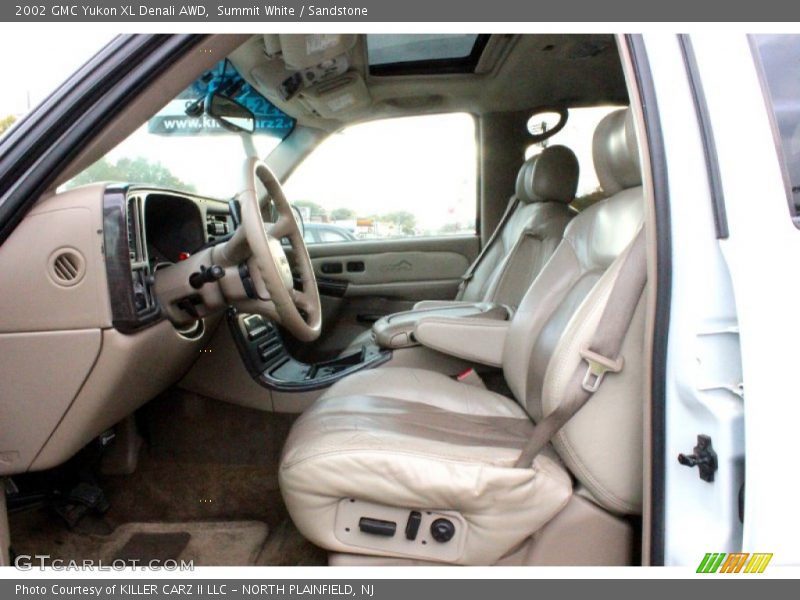 Summit White / Sandstone 2002 GMC Yukon XL Denali AWD