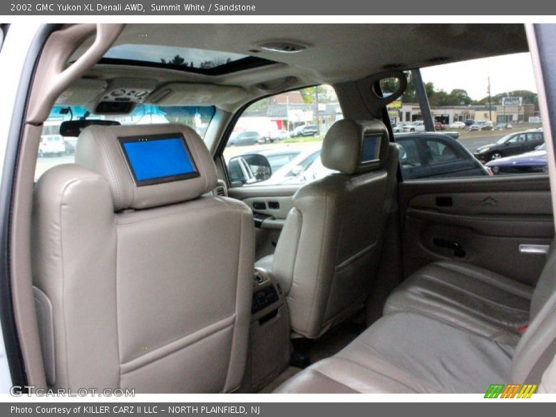 Summit White / Sandstone 2002 GMC Yukon XL Denali AWD
