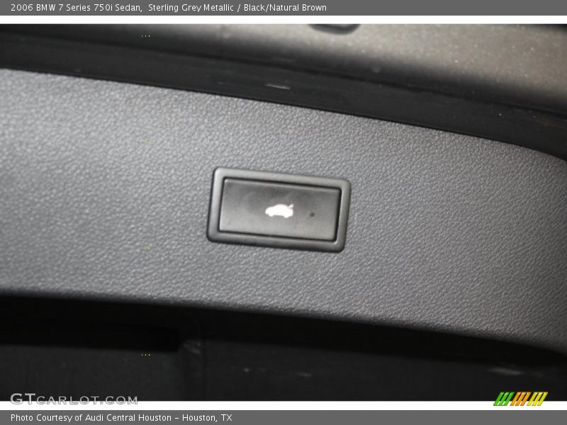 Sterling Grey Metallic / Black/Natural Brown 2006 BMW 7 Series 750i Sedan