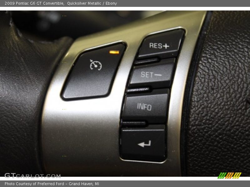 Controls of 2009 G6 GT Convertible