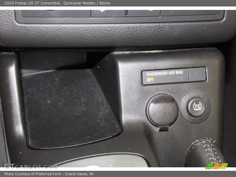 Quicksilver Metallic / Ebony 2009 Pontiac G6 GT Convertible