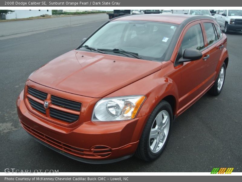 Sunburst Orange Pearl / Dark Slate Gray 2008 Dodge Caliber SE