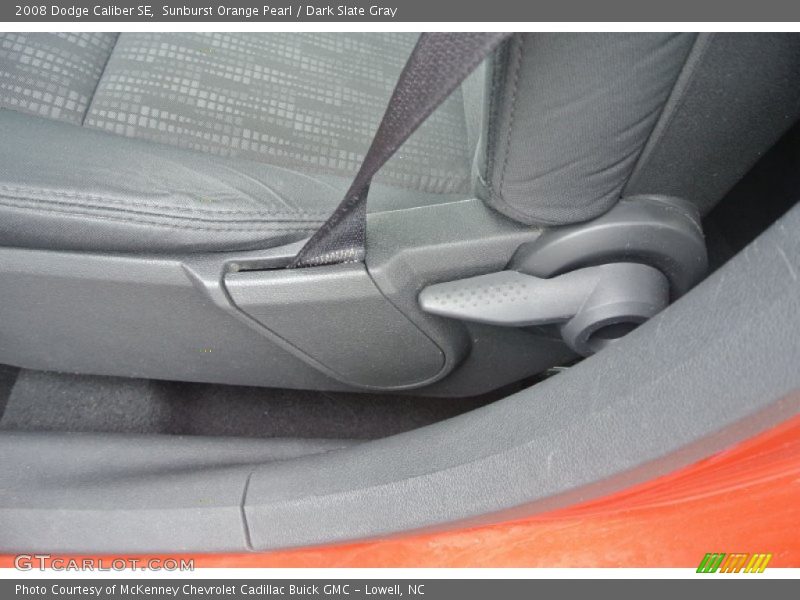Sunburst Orange Pearl / Dark Slate Gray 2008 Dodge Caliber SE