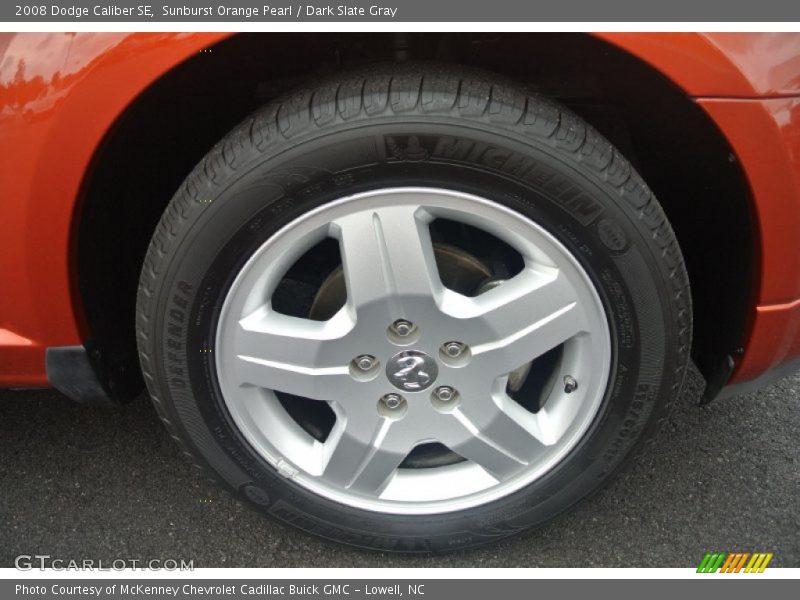 Sunburst Orange Pearl / Dark Slate Gray 2008 Dodge Caliber SE